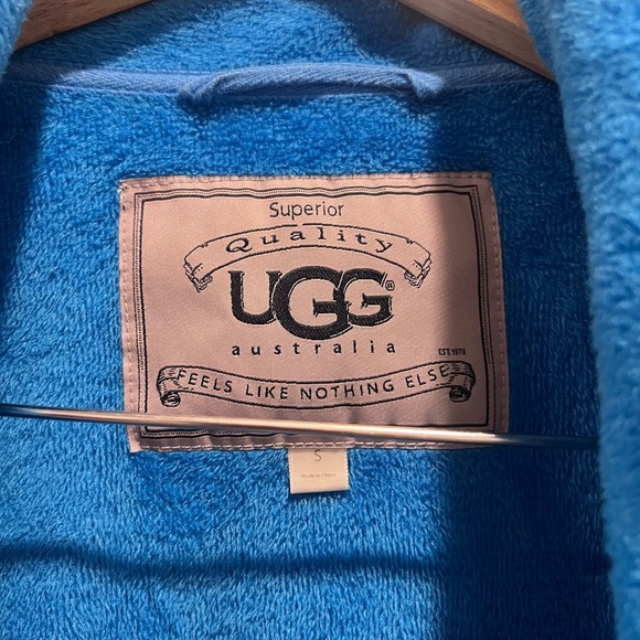 Women’s Sz SMALL Blue UGG Robe - Picture 3 of 4